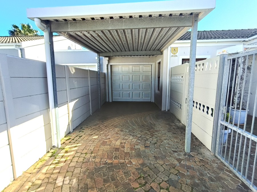 3 Bedroom Property for Sale in Onverwacht Western Cape